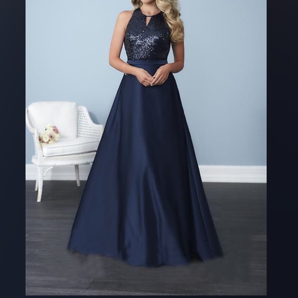 ⭕️ PRICE FIRM Christina Wu Size 2 Aubergine Sequin Gown - Picture 1 of 6